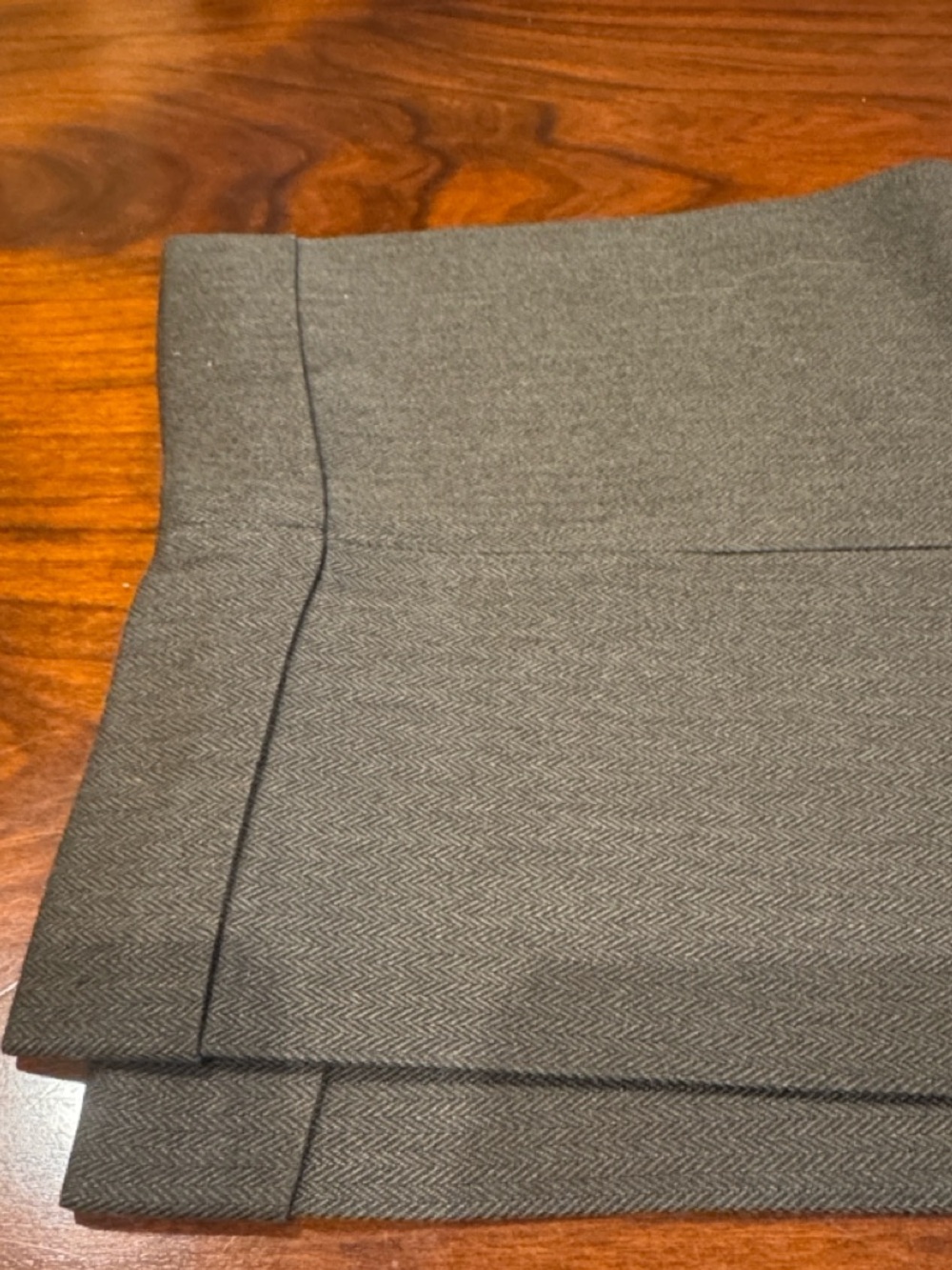 NWOT Men's Alexander Lloyd Dress Pants - Dark Gray/Brown Mini Herringbone Cuffs - Picture 3 of 5